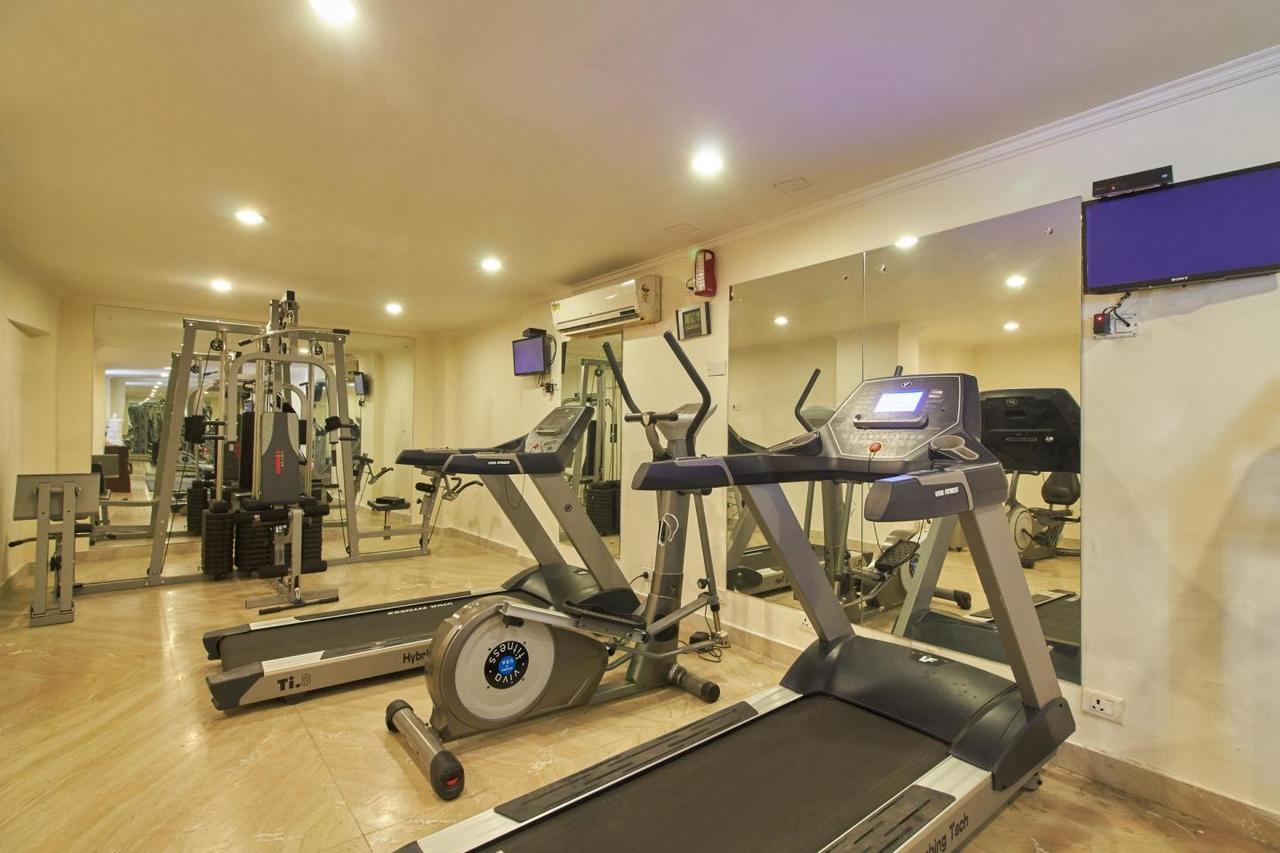 Royal Sarovar Portico Силигури Екстериор снимка